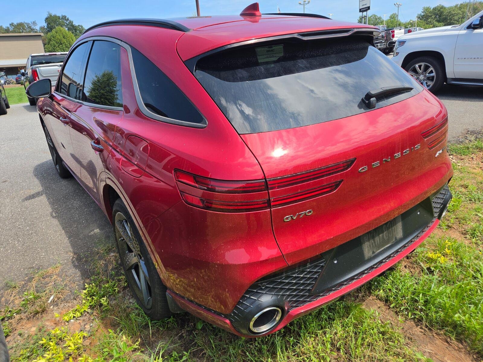 Used 2024 Ron Burgundy Genesis 3.5T Sport image 8