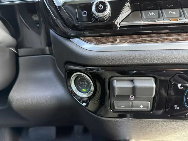 New 2026 Onyx Black GMC Elevation image 28