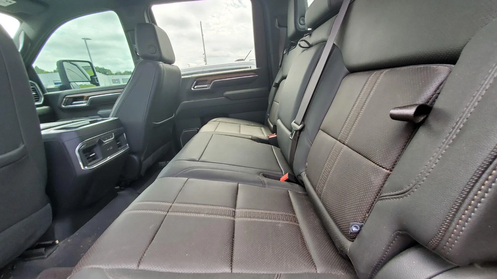 Used 2024 Sterling Gray Metallic Chevrolet High Country image 5