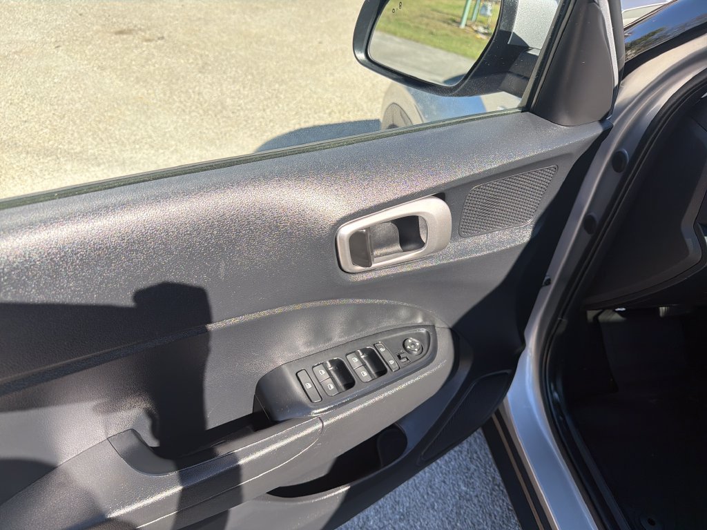 Used 2025 Silver Hyundai SEL image 11