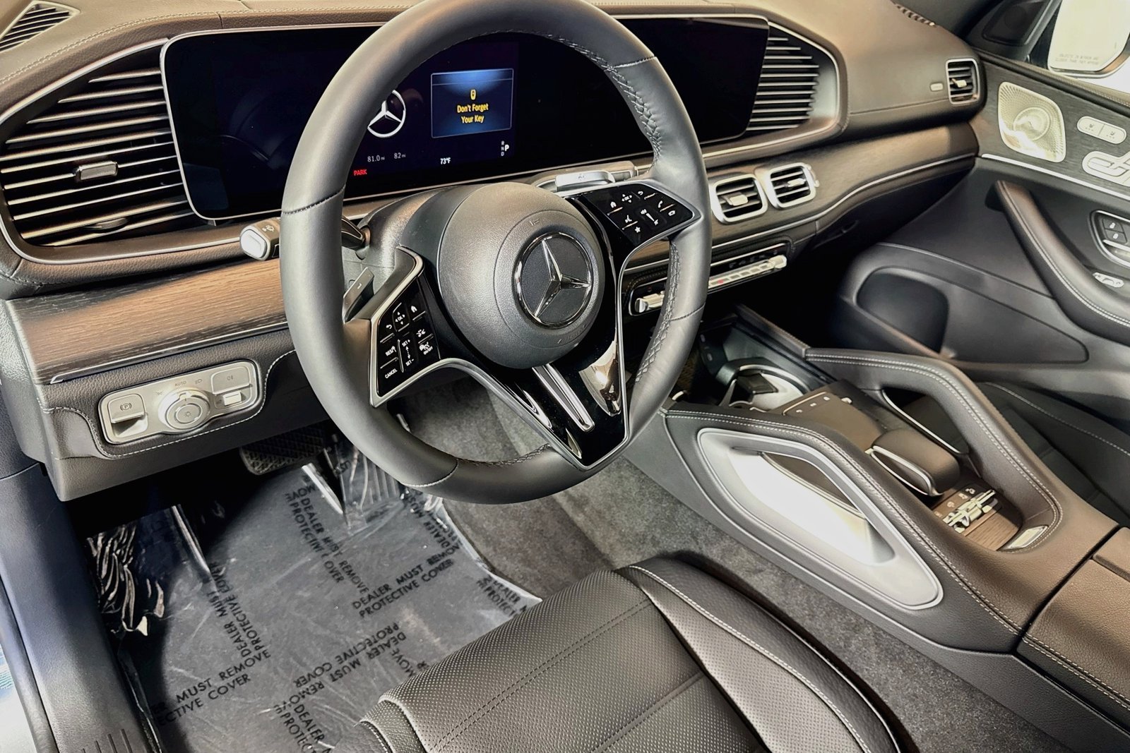 New 2026 Selenite Grey Metallic Mercedes-Benz GLE 580 image 9