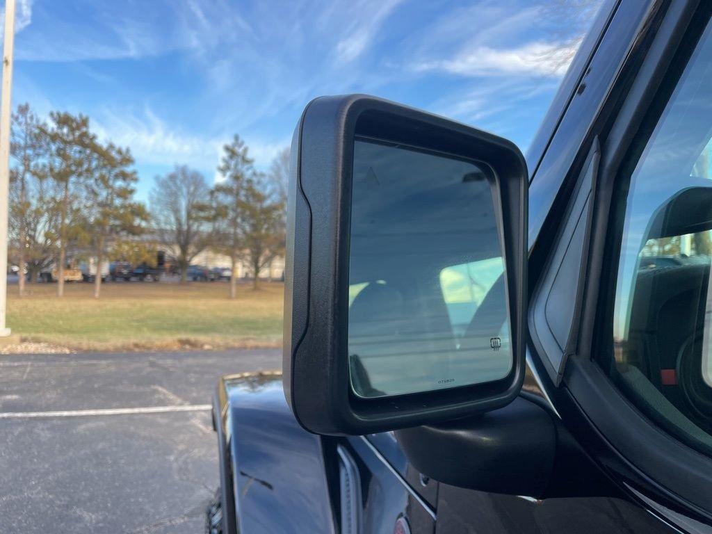 New 2026 Black Clear-Coat Exterior Paint Jeep Rubicon X image 13