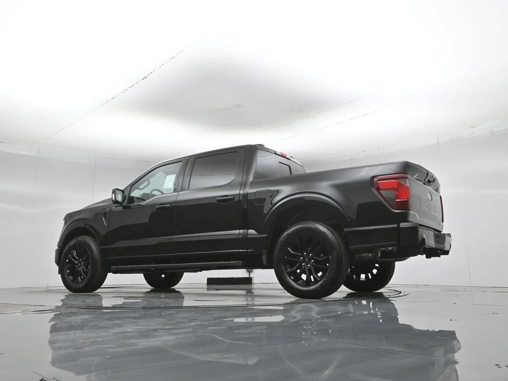 New 2026 Agate Black Metallic Ford XLT image 51