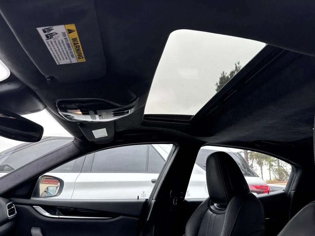 Used 2022  Maserati GT image 12