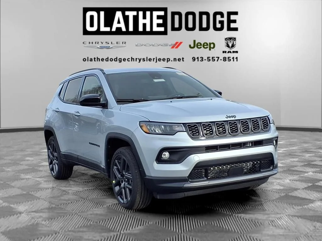 New 2026 Silver Zynith Metallic Clearcoat Jeep Latitude image 26