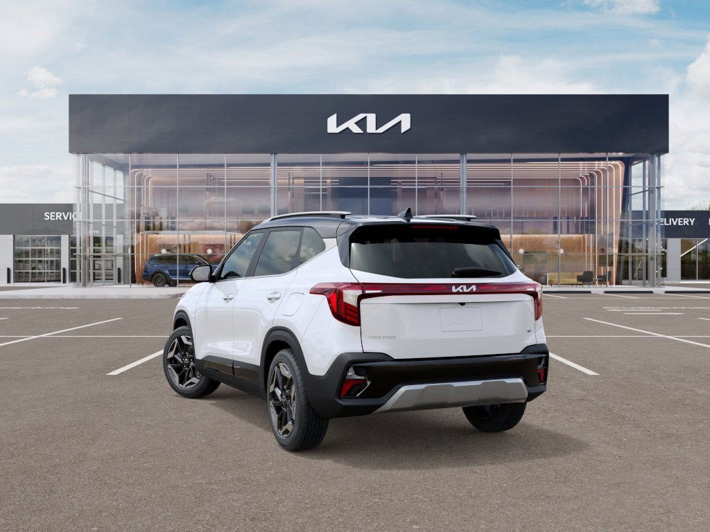 New 2026 Clear White/Black Roof Kia SX image 4