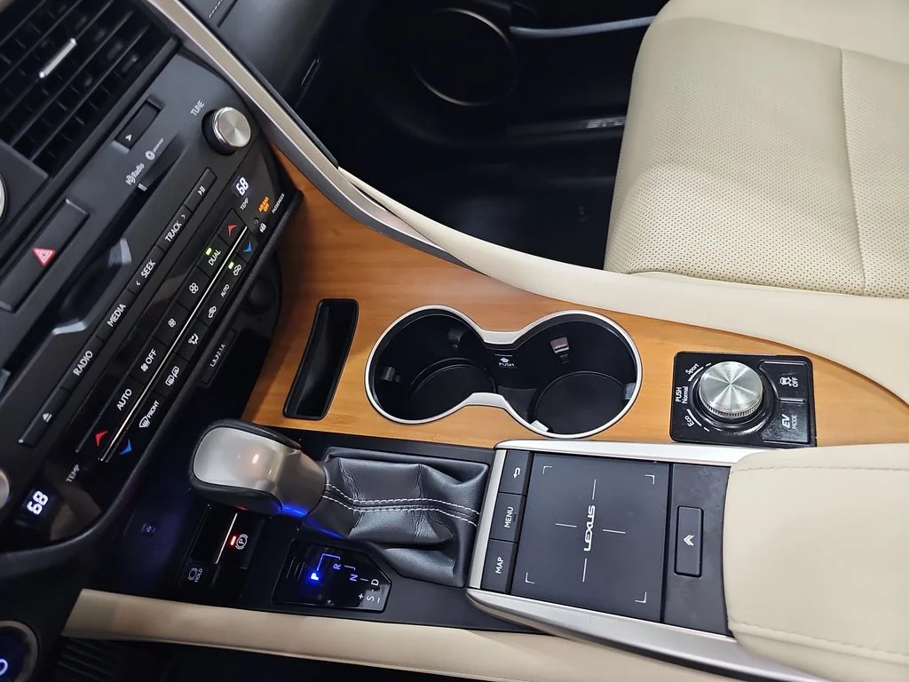 Certified Used 2022 White Lexus 450h image 24