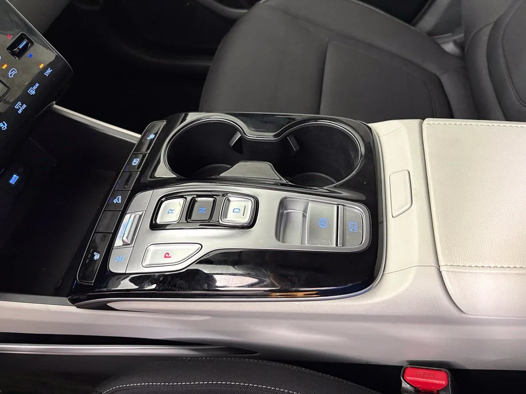 Used 2022 Gray Hyundai Blue image 30