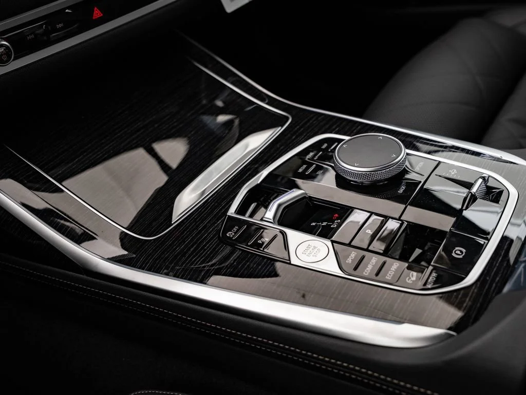 New 2027 Black Sapphire Metallic BMW xDrive40i image 39