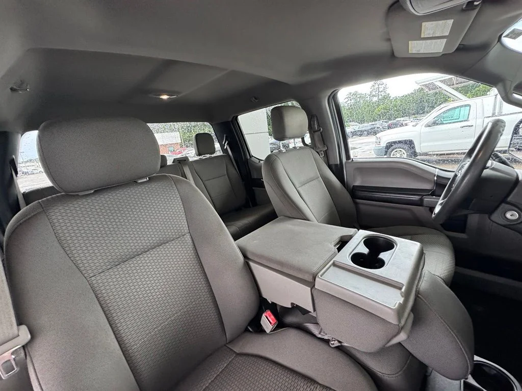 Used 2018 White Ford XLT image 18