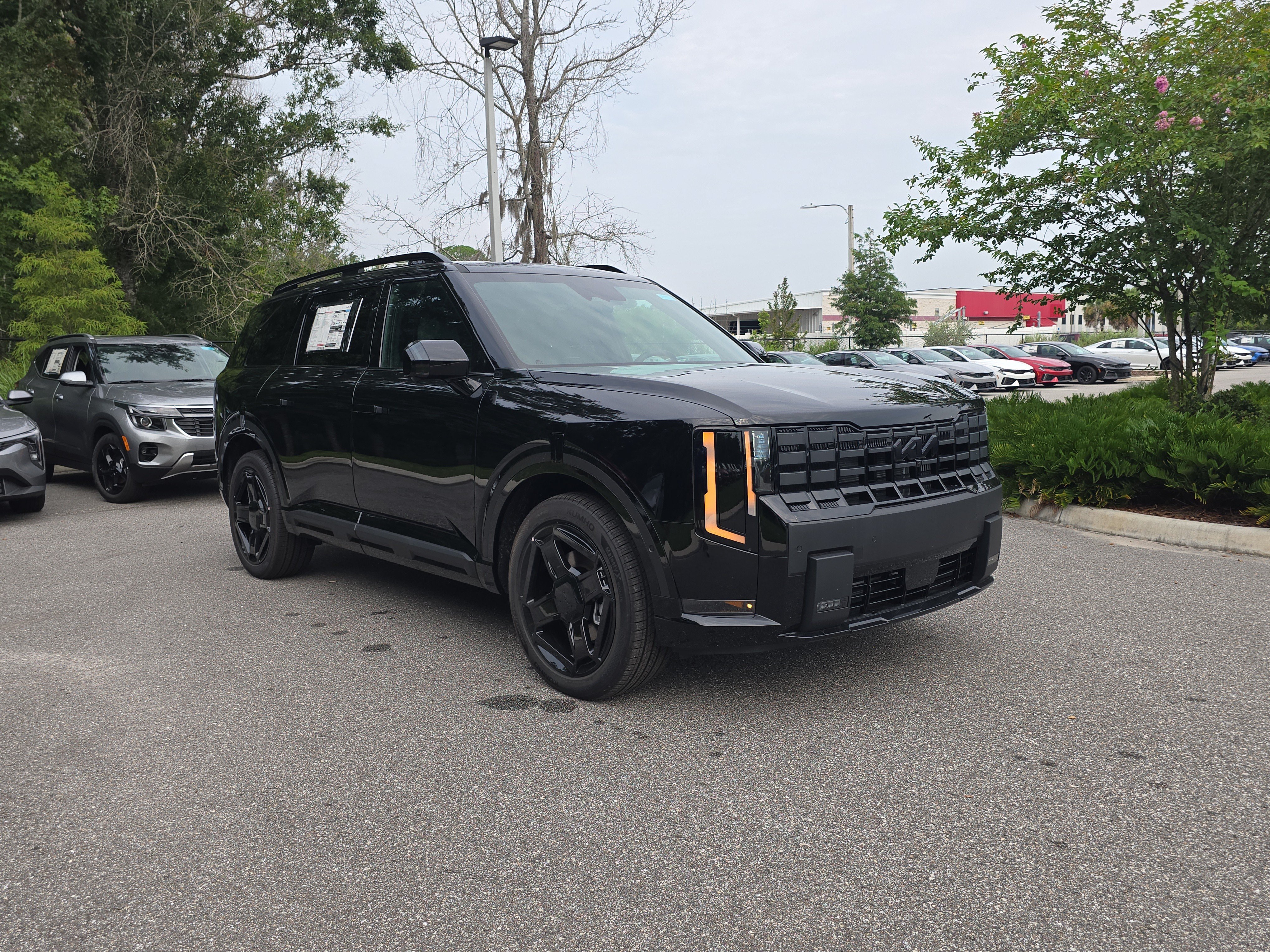 New 2027 Ebony Black Kia X-LINE SX PRESTIGE image 2