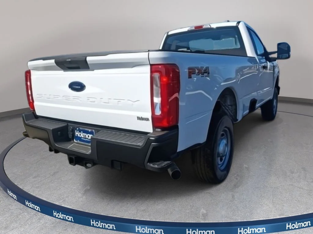 New 2026 Oxford White Ford XL image 4