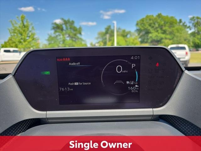 Certified Used 2024 WIND CHILL PEARL Toyota XLE image 24