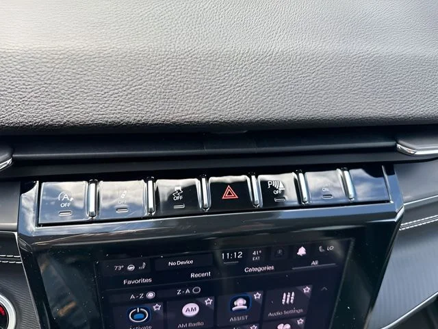 Used 2023 White Jeep Altitude image 23