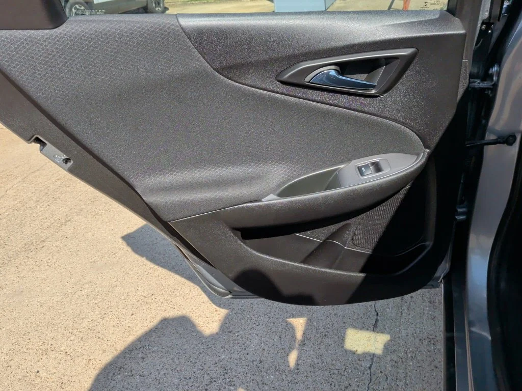 Used 2025 Gray Chevrolet LT image 31