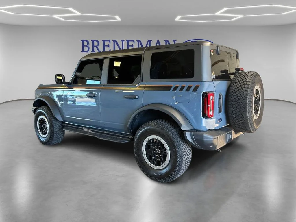 Used 2023 Gray Ford Badlands image 7