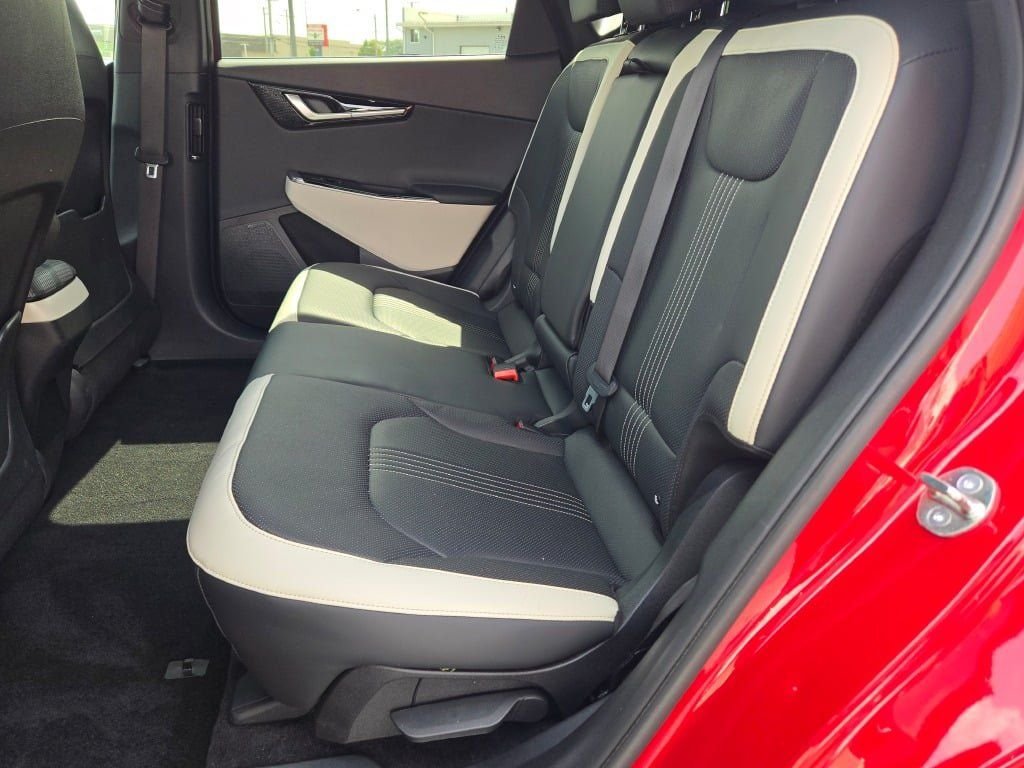Used 2024 Red Kia GT-Line image 15