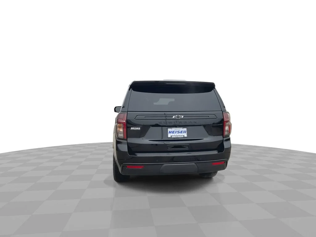 2023 Chevrolet Suburban Z71 - Photo 7