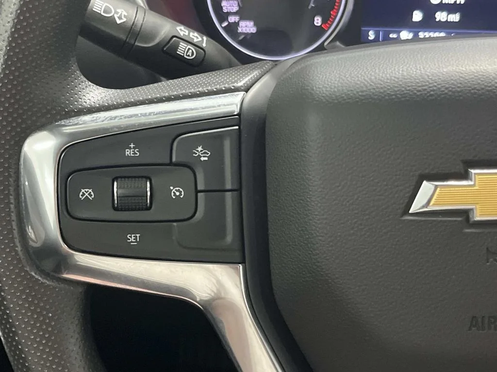 Used 2024 Black Chevrolet 2LT image 17