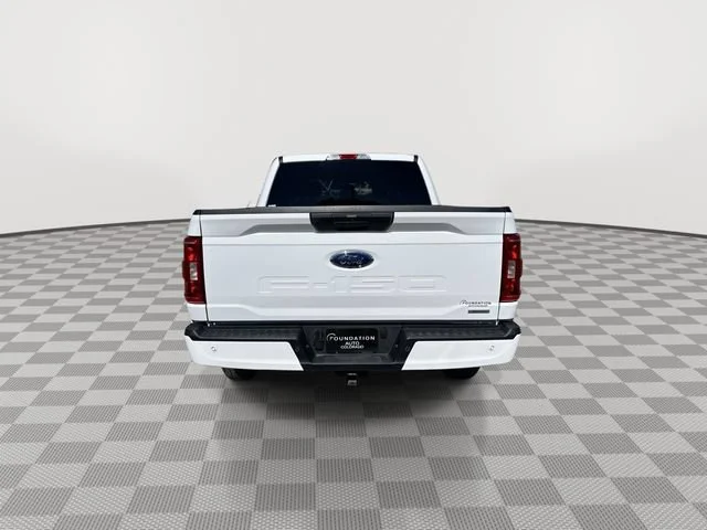 Used 2022 White Ford XL image 8