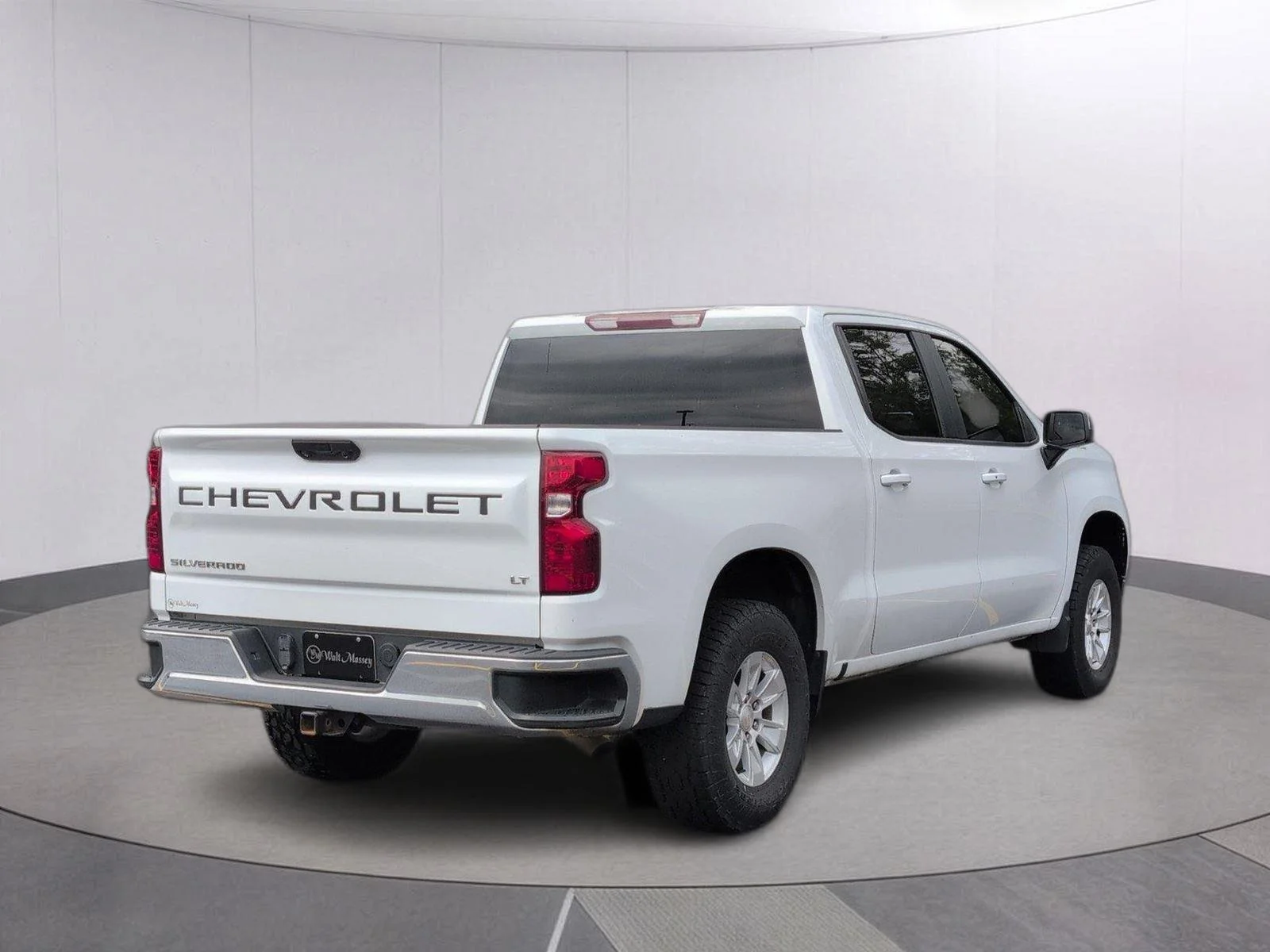 Used 2022 Summit White Chevrolet LT image 6