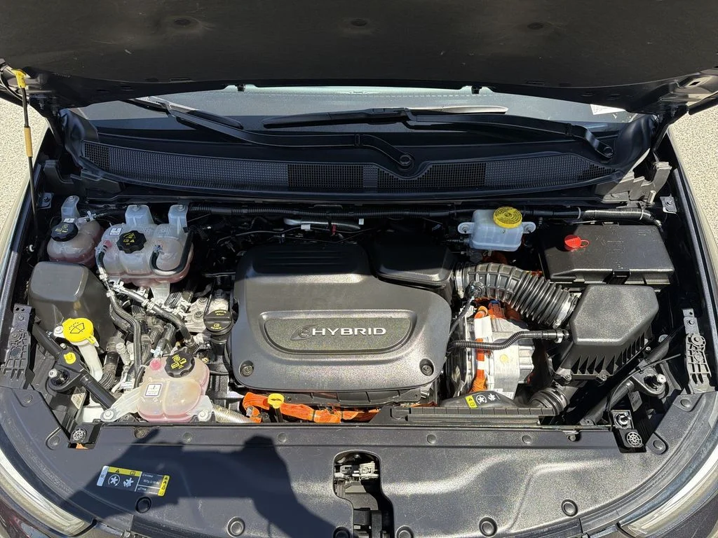 Used 2021 Gray Chrysler Limited image 18