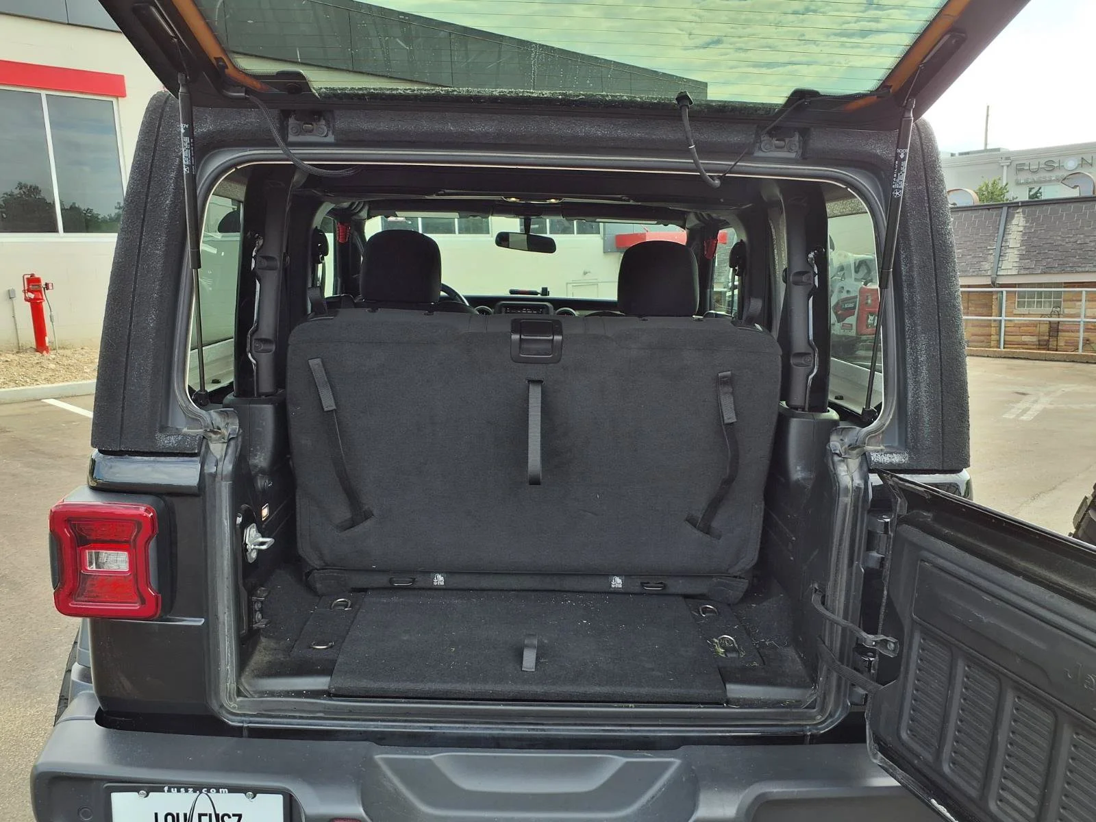 Used 2021 Black Clearcoat Jeep Sport S image 22