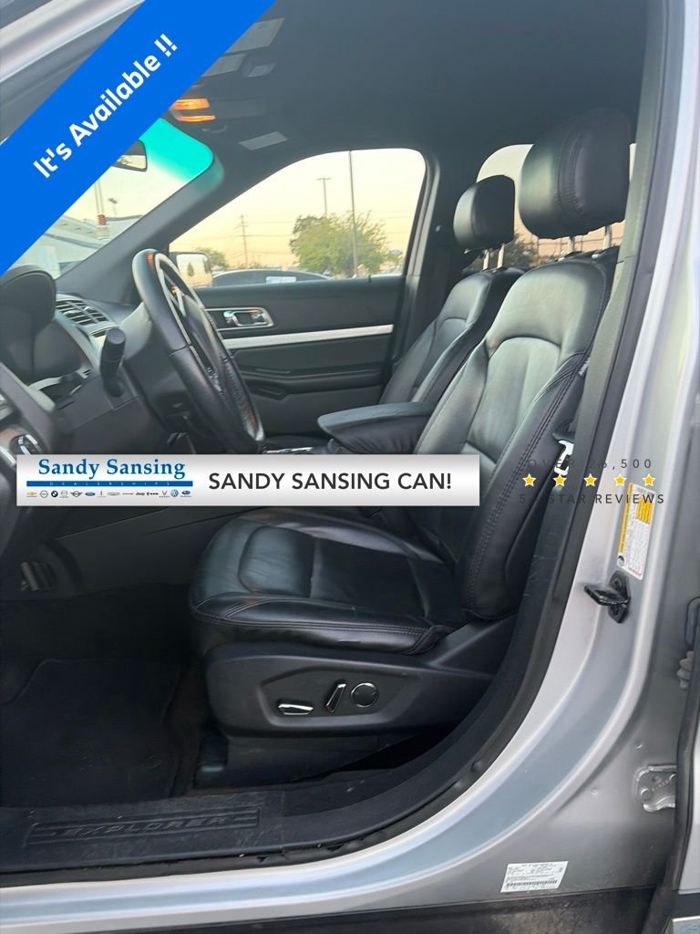Used 2017 Silver Ford XLT image 1
