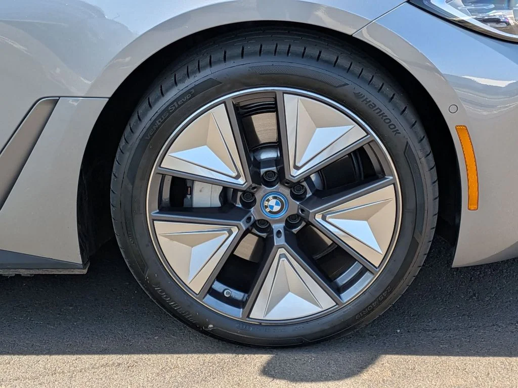 Used 2023 Gray BMW eDrive35 image 28