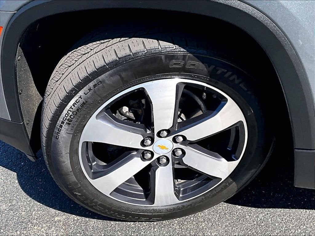 Used 2023 Gray Chevrolet LT Leather image 7