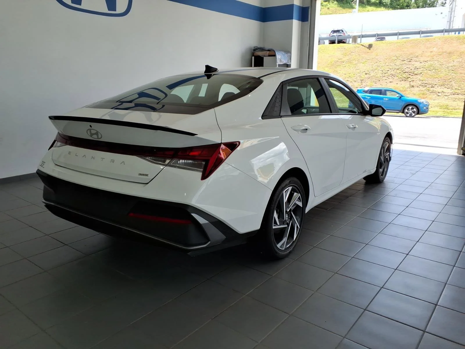 Certified Used 2025 Serenity White Hyundai SEL Sport image 5