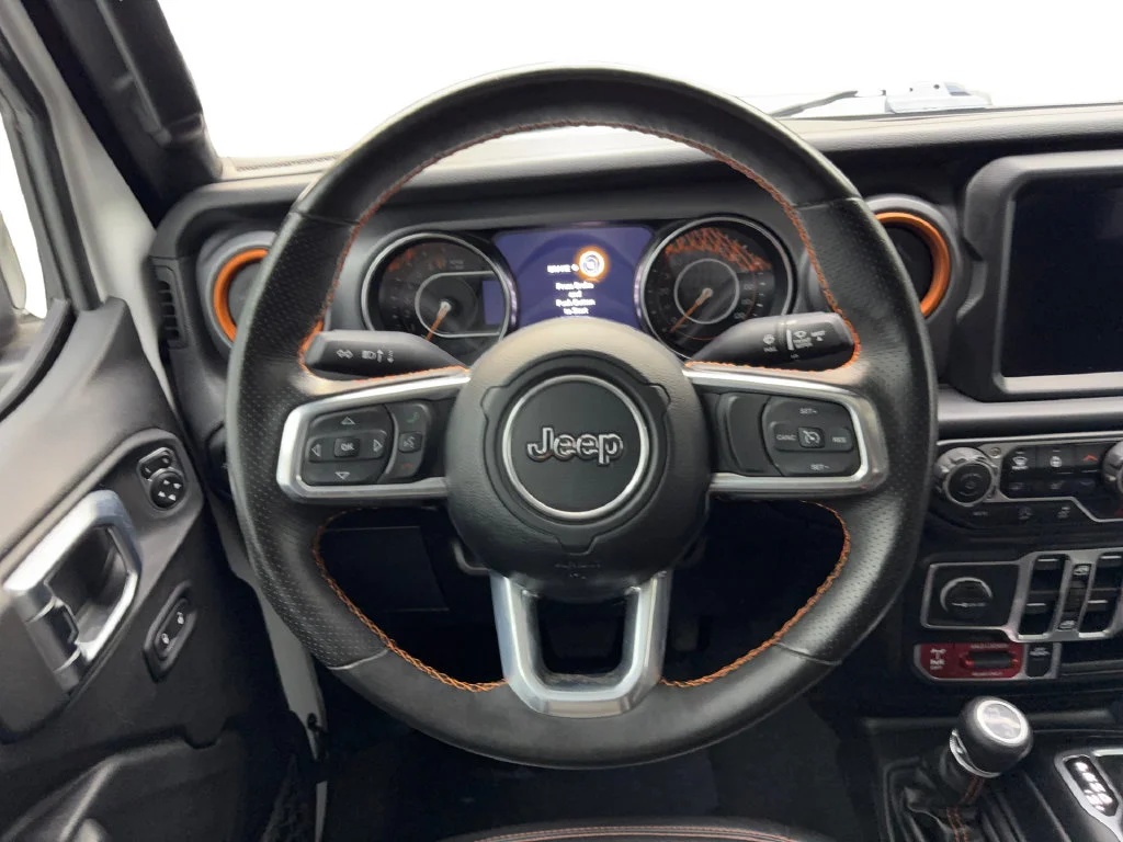 Used 2023 White Jeep Mojave image 58