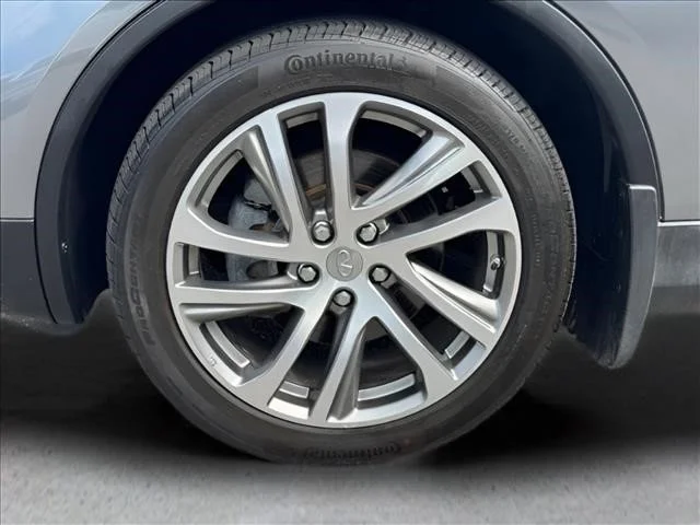 Used 2017 Graphite Shadow INFINITI Base image 28