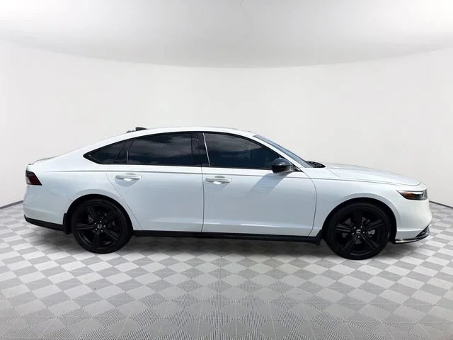 Used 2023 White Honda Sport-L image 4