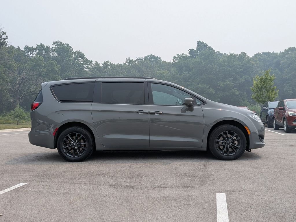 Used 2020 White Chrysler Launch Edition image 8