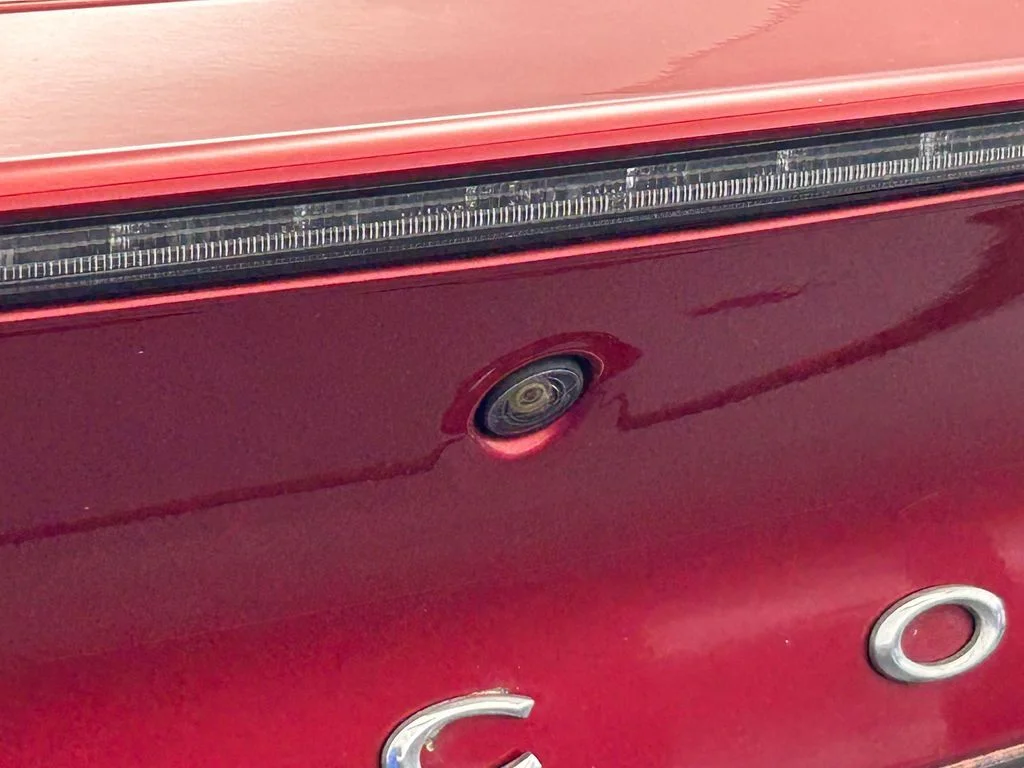 Used 2017 Ruby Red Metallic Lincoln Reserve image 41