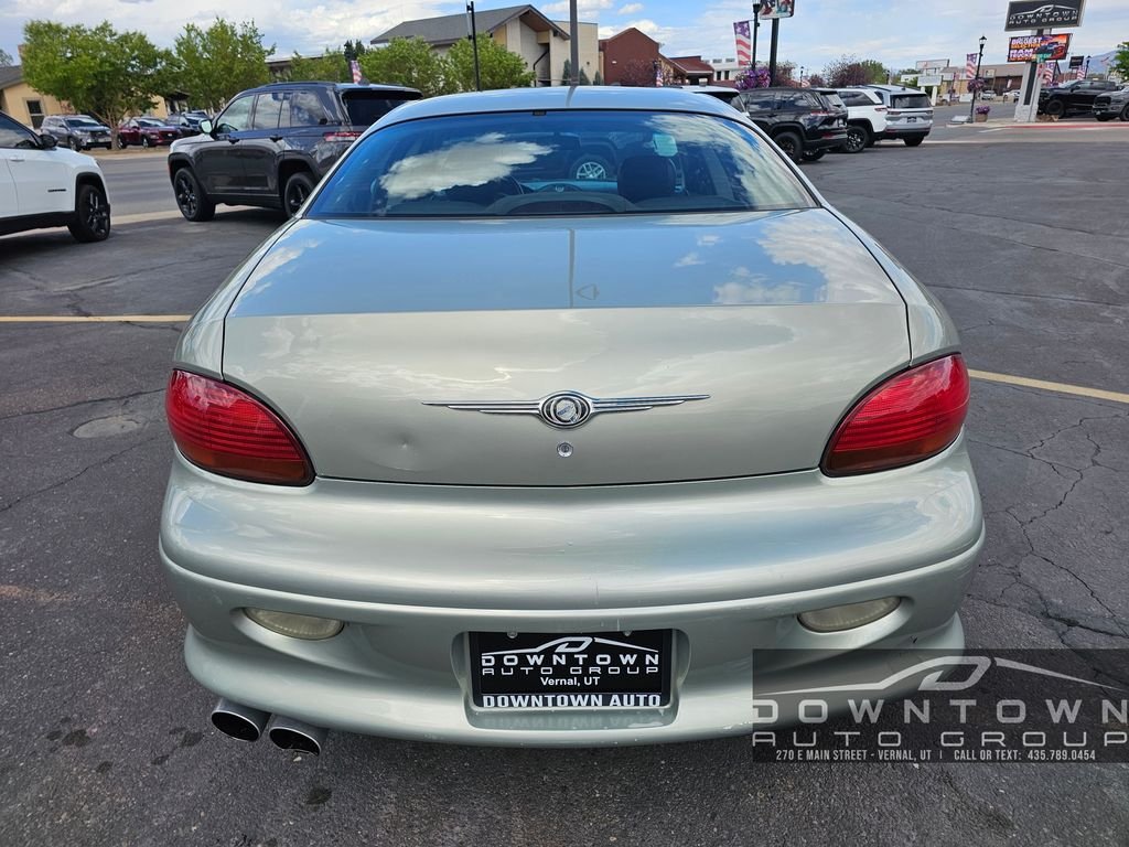 Used 1999 Green Chrysler Base image 4