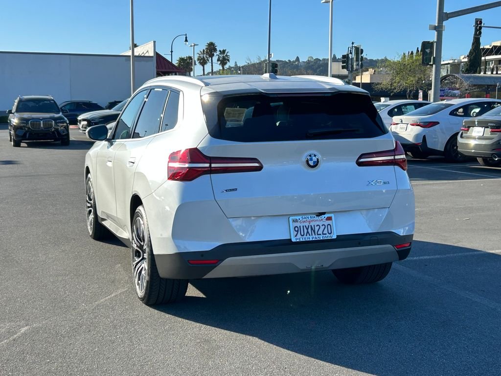 2025 BMW X3 30 xDrive photo 3