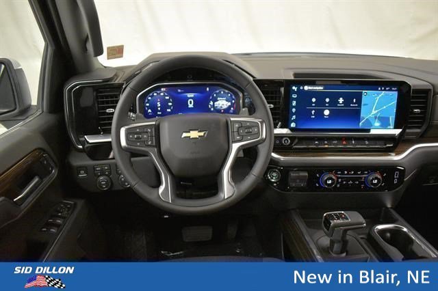 New 2026 Summit White Chevrolet LT image 5