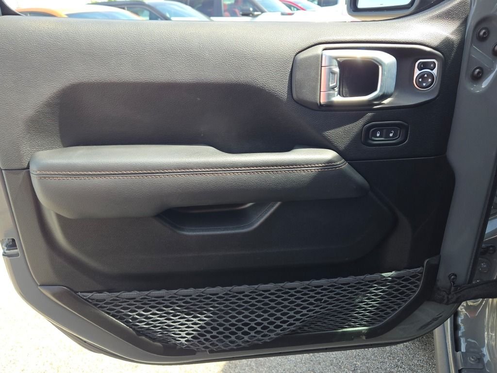 Used 2023 Gray Jeep Rubicon 392 image 22