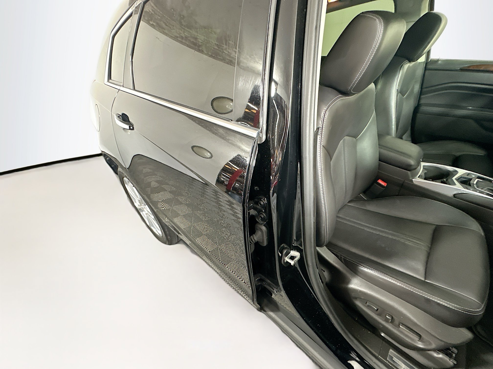 Used 2014 Black Raven Cadillac Performance Collection image 28