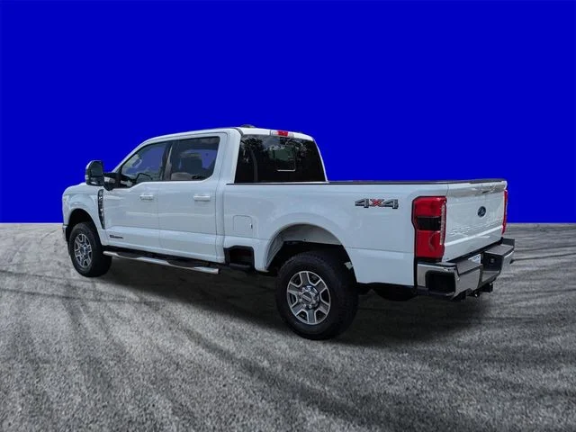 Certified Used 2023 Oxford White Ford Lariat image 6