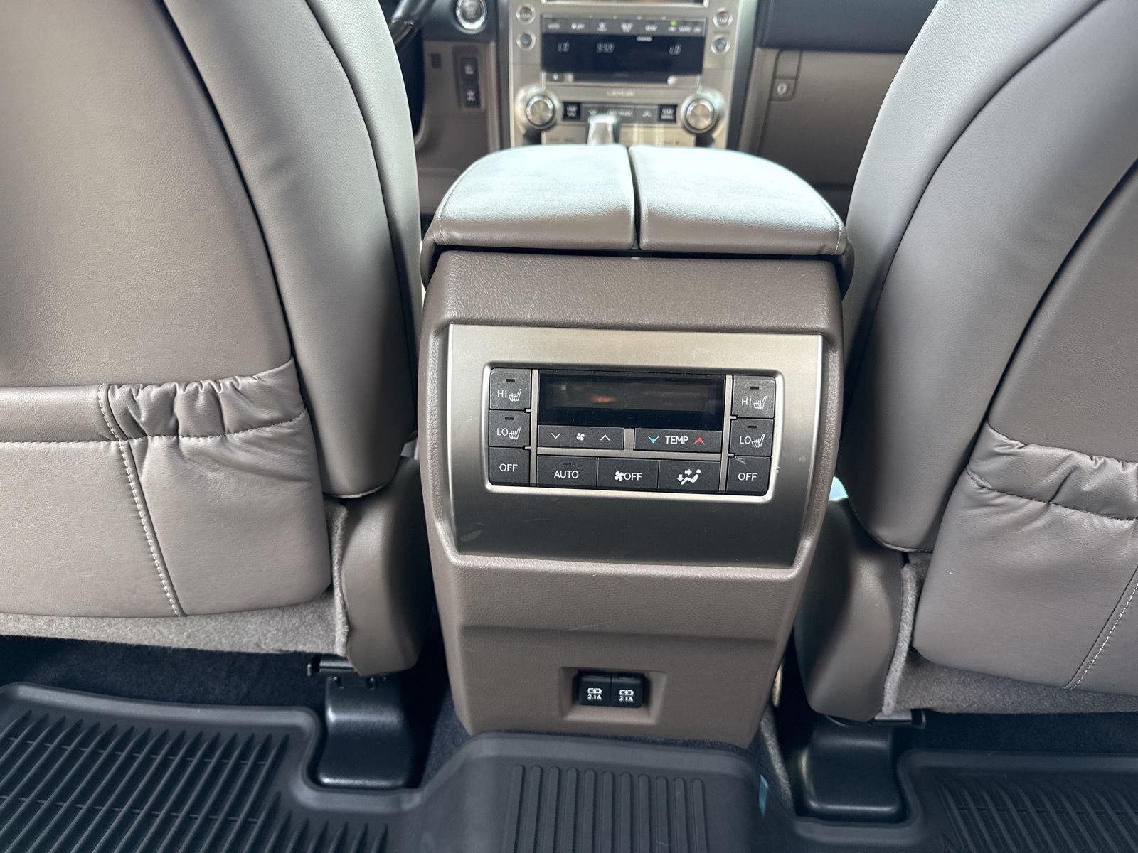 Used 2021 Atomic Silver Lexus GX 460 Premium image 34