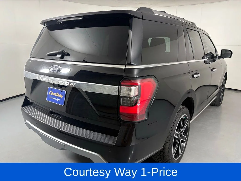 Used 2020 Black Ford Limited image 11