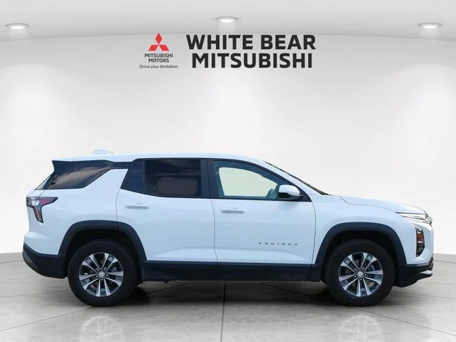 Used 2026 Summit White Chevrolet LT image 6