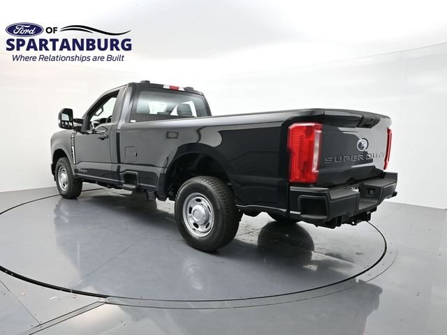 Used 2026 Black Ford XL image 5