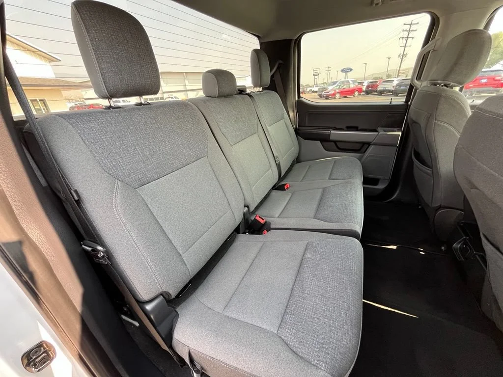 Used 2025 White Ford XLT image 18