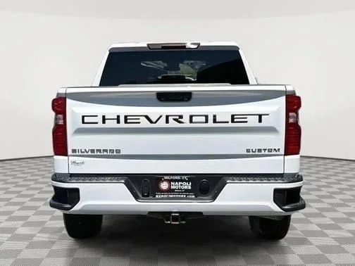 Used 2024 Summit White Chevrolet Custom image 4