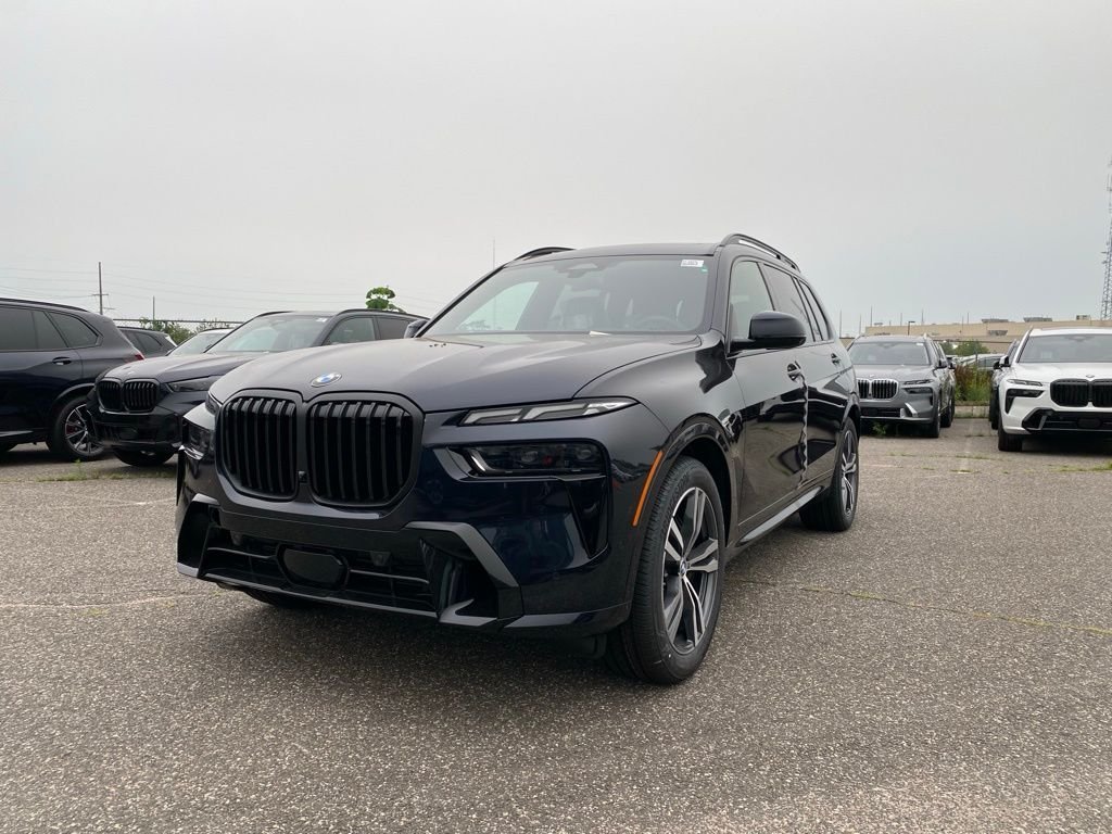 2027 BMW X7