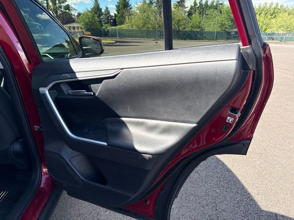 Used 2020 Ruby Flare Pearl Toyota XLE image 23